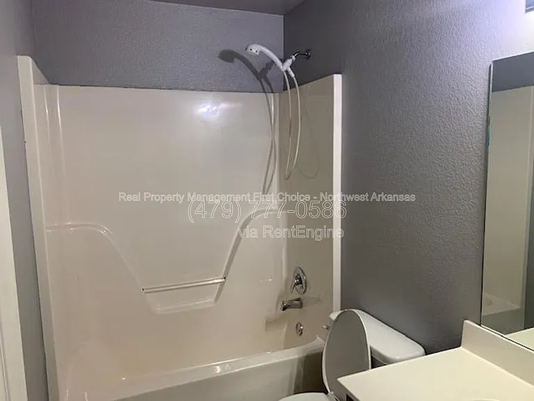 890 Sunflower St — Photo 13