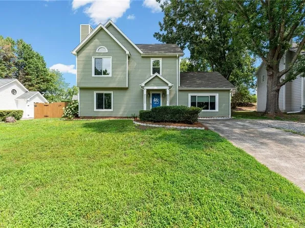 2009 Cedar Post Ct, Winston Salem, NC 27127