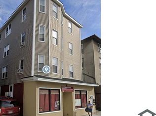 161 Millbury St, Worcester, MA 01610