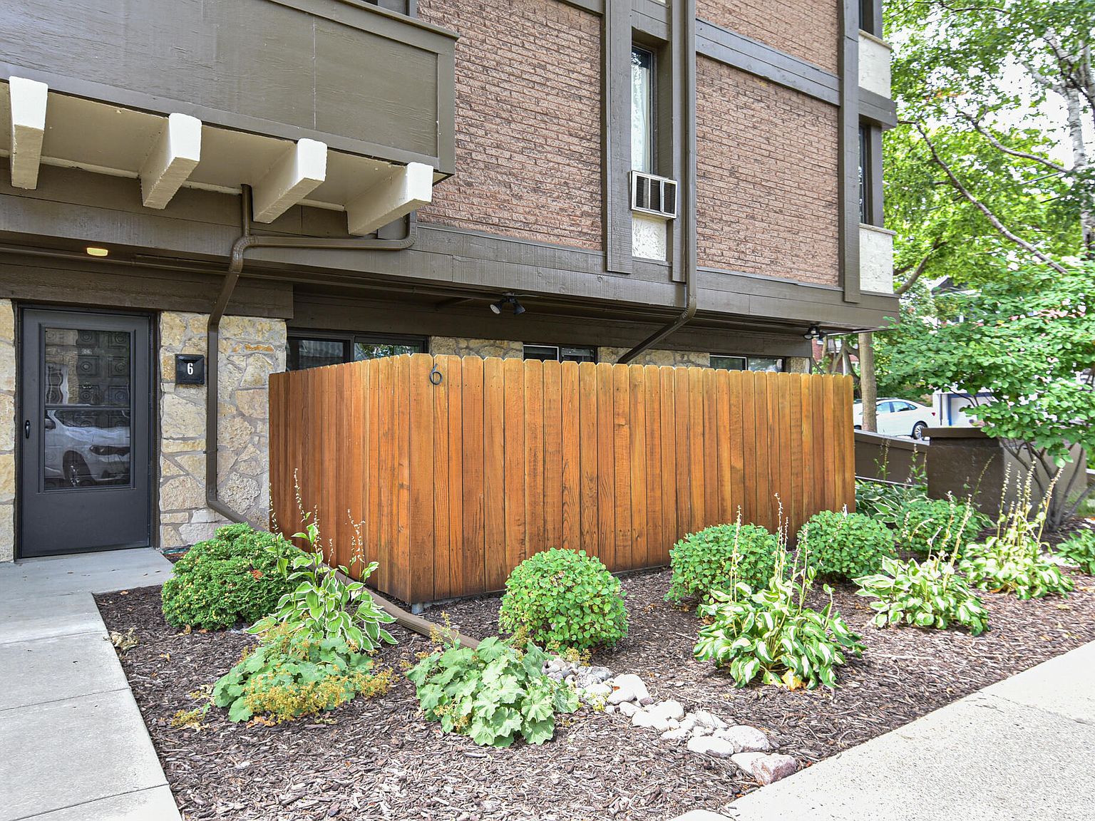 2025 E Greenwich Ave APT 6, Milwaukee, WI 53211 Zillow