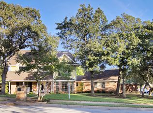 2536 Stonegate Dr N, Bedford, TX 76021
