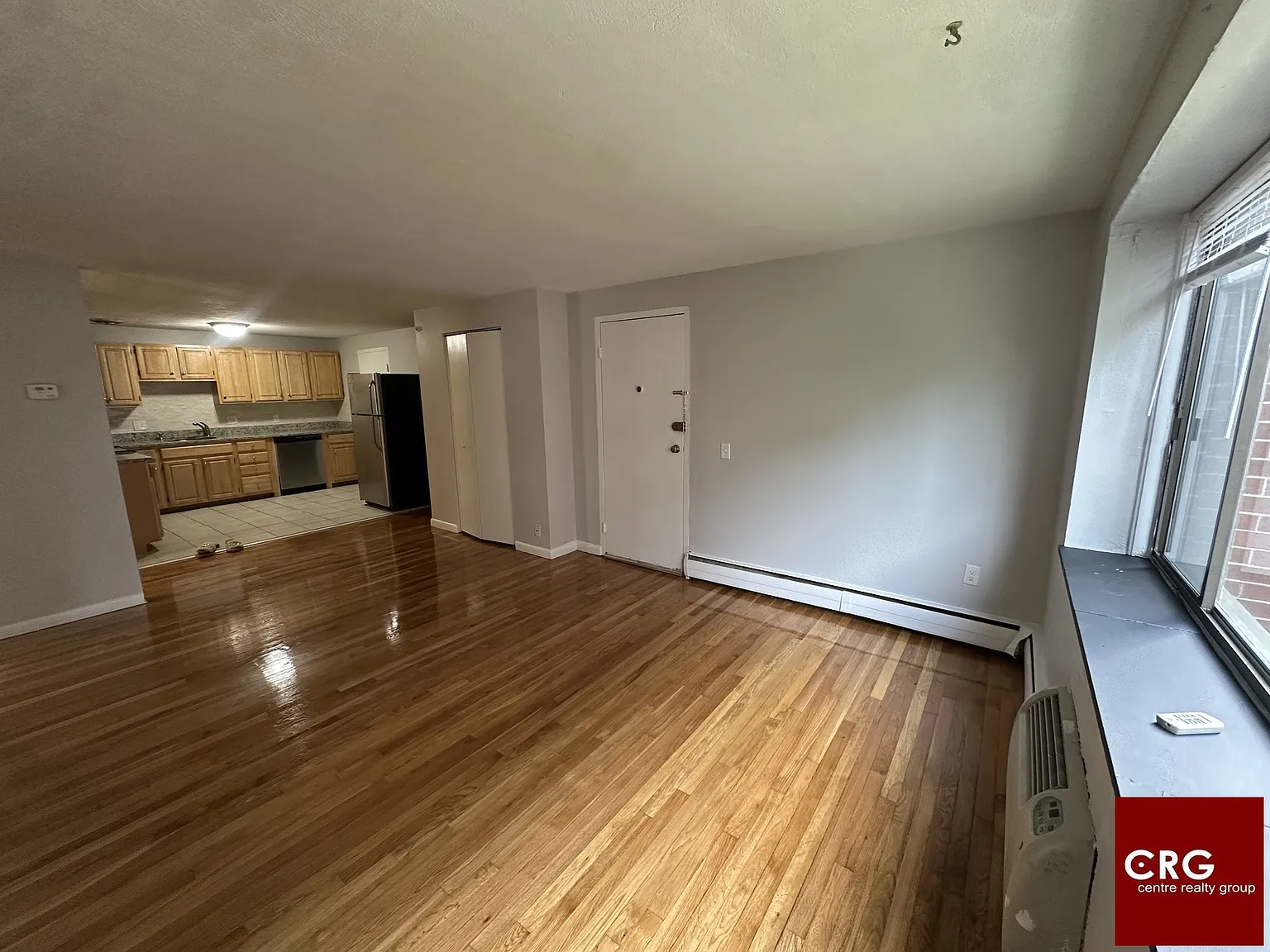 2 bed, 1.0 bath, $3,500 — Photo 3