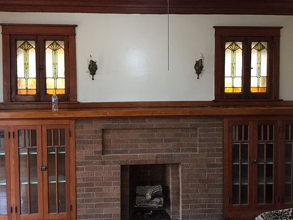 4th image of 6612 S Artesian Ave