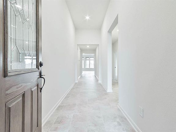 2nd image of 25412 Devonshire Knoll Ct