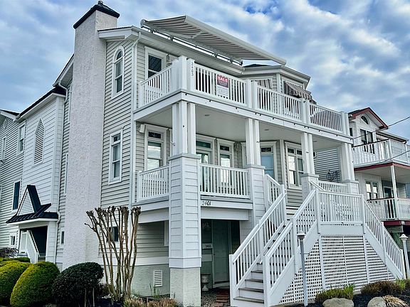 4th image of 2403 Asbury Ave #2