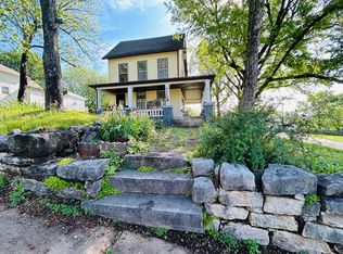 300 N Walnut St, Pierce City, MO 65723