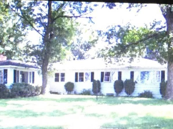 577 County Road J APT B