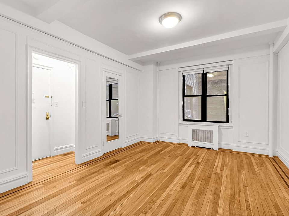 1st image of 208 W 23rd St APT 308