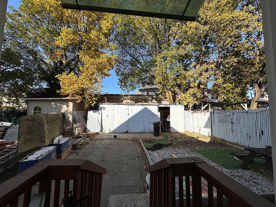 1834 130 FLOOR 1, College Pt, NY 11356 Zillow