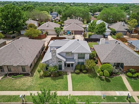 2nd image of 7905 Steppington Dr