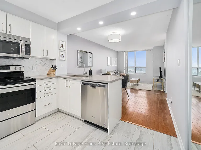 1625 Pickering Pkwy #808 — Photo 7