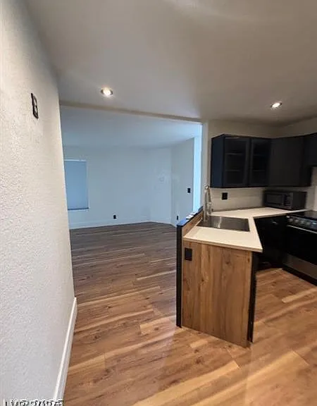540 Elm Dr #104 — Photo 2