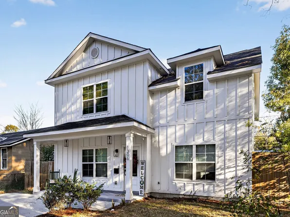 1306 E Waldburg St, Savannah, GA 31404