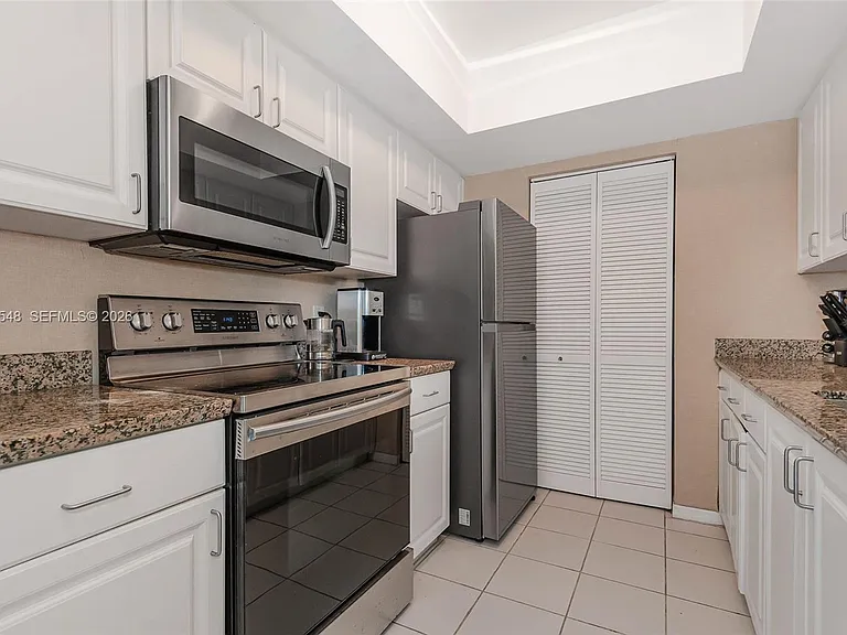 90 Alton Rd #607 — Photo 11