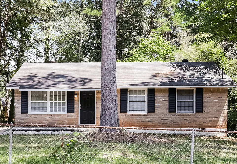 8216 Saxon Ct