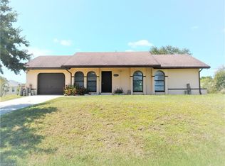 2210 SW 2nd Ct, Cape Coral, FL 33991