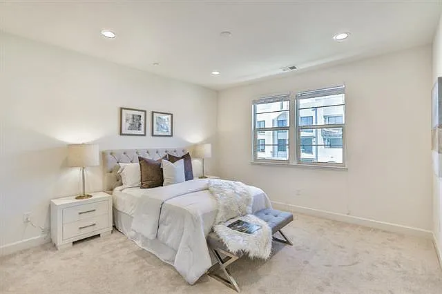 880 Apollo Pl — Photo 17