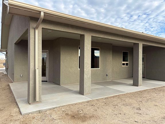 4th image of 2629 Emerald Ridge Ln