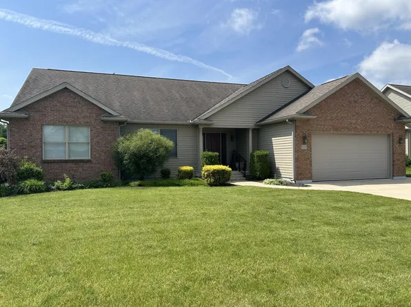 909 Stoneybrook Dr, Saint Marys, OH 45885