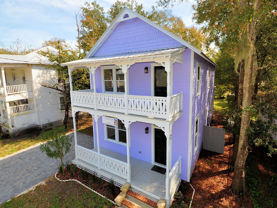 1st image of 93 Park Pl