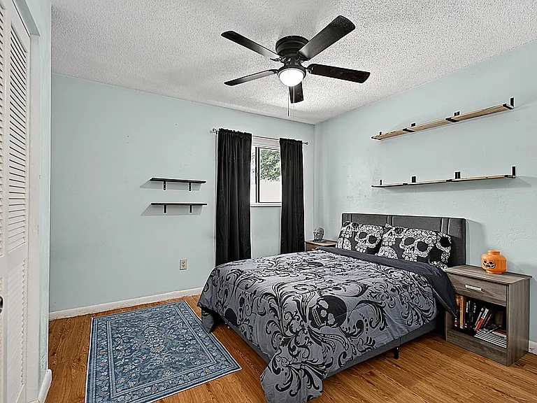 4 Zanzibar Balsan Ct — Photo 13