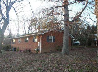 1120 Lindale Dr, Asheboro, NC 27205