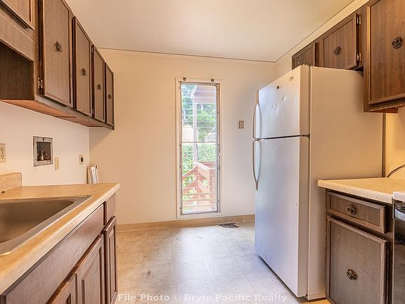 4th image of 98-1360 Nola St #73