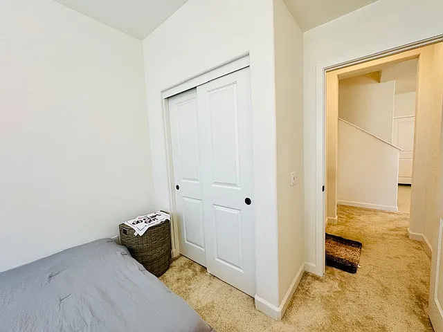 12210 Halle Way — Photo 12