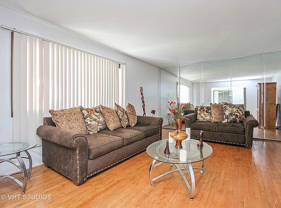 2nd image of 17487 E Gate Dr