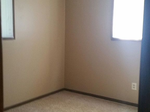 5th image of 3200 Rebecca St #3206