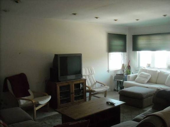 Living Room2
