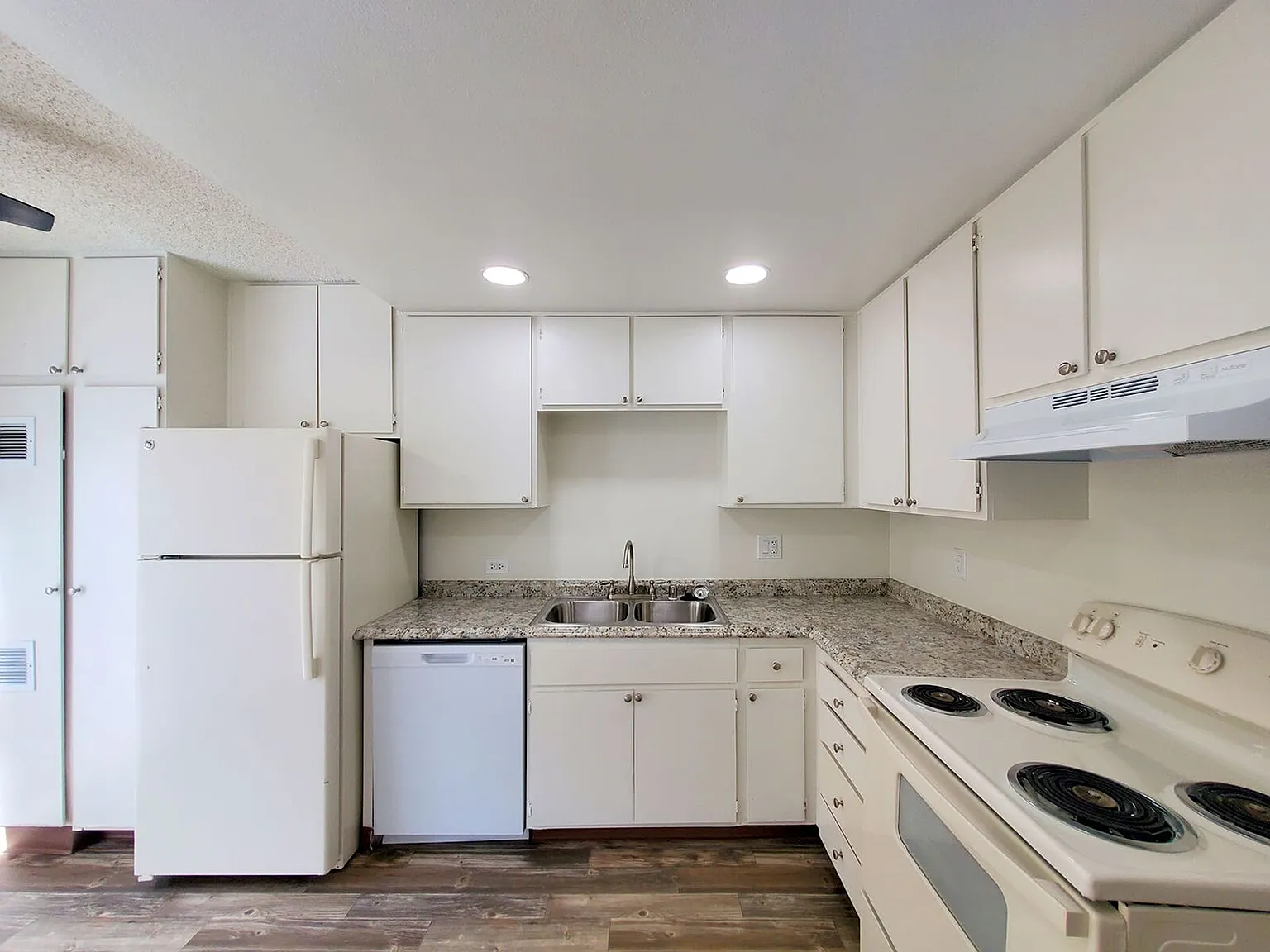 Shannonwoods Townhomes! — Photo 4