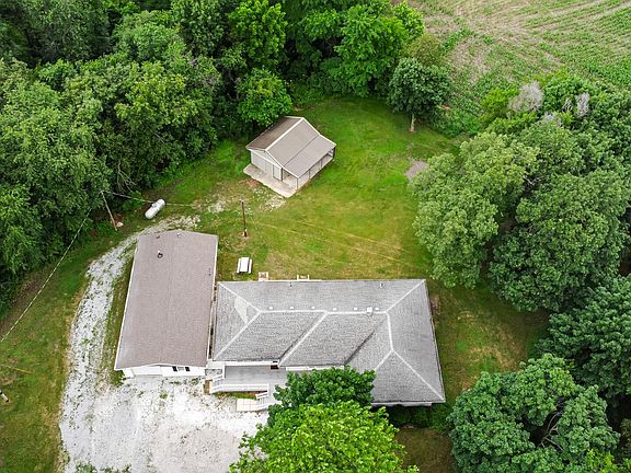 5th image of 3218 E State Road 55