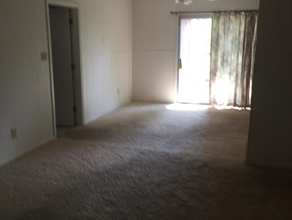 4th image of 4203 Helene St