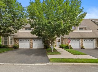 110 Joseph Lane, Dix Hills, NY 11746