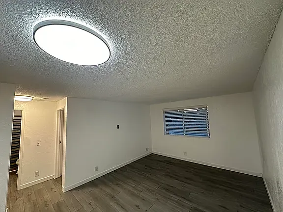 120 Stanford Dr #D — Photo 19