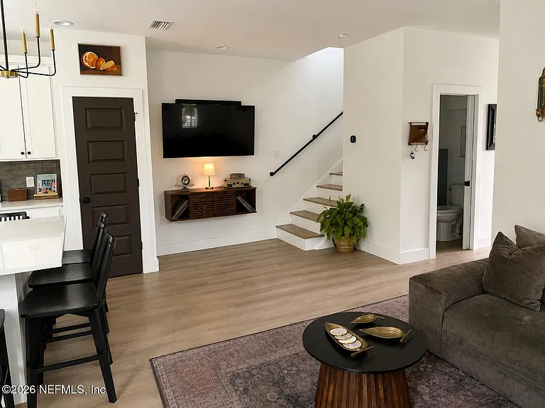 1200 N Clay St — Photo 20