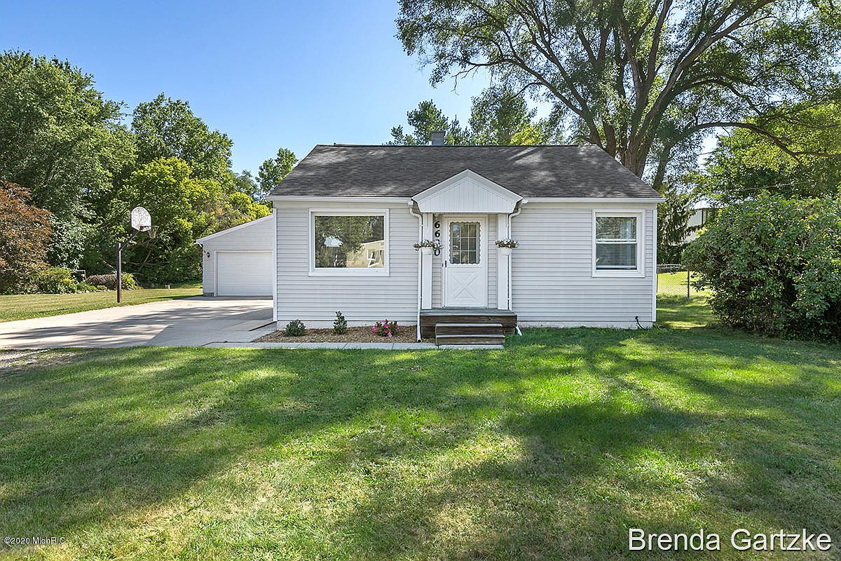 6630 Hanna Lake Ave SE, Caledonia, MI 49316 Zillow