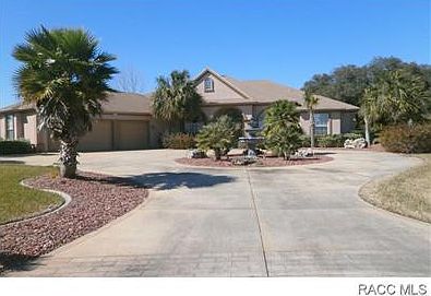 Welcome Home - Circular Drive