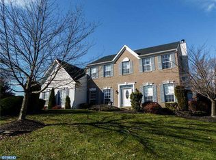 1050 Erin Ct, Yardley, PA 19067