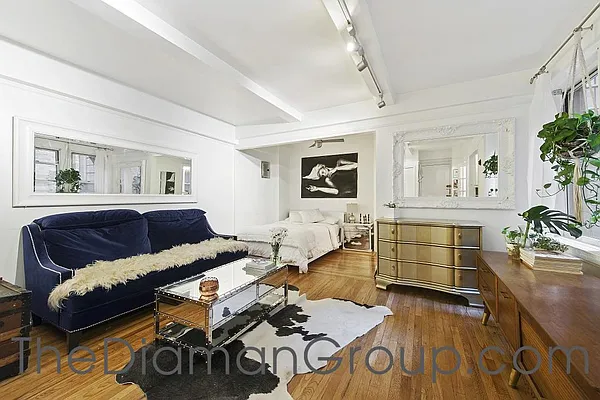 Sold by Diaman Group LLC | media 11