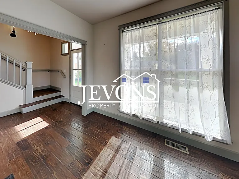 221 4th Ave — Photo 34