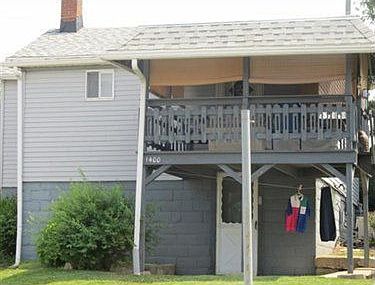 3rd image of 1400 2nd St