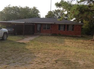 991 State Highway 31, Mount Calm, TX 76673