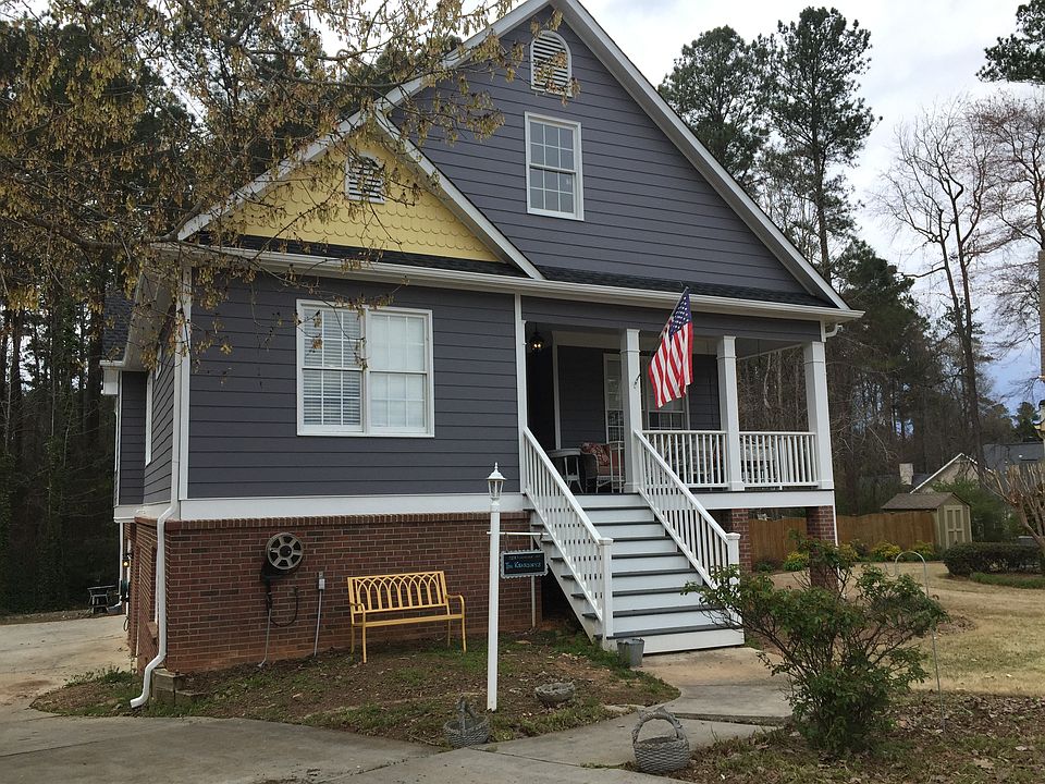 1st image of 108 Honeysuckle Ln