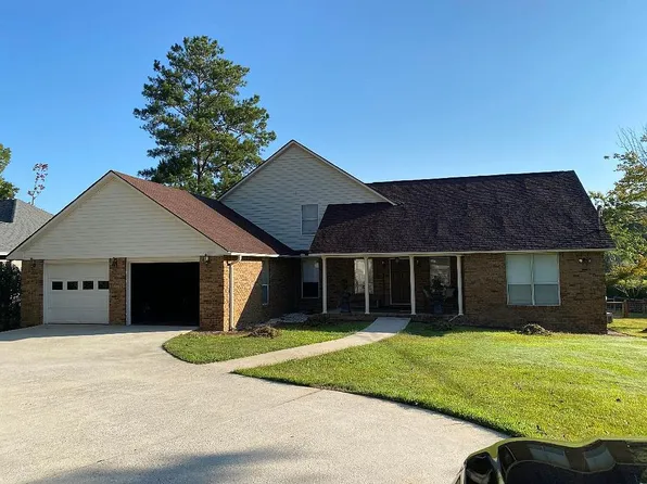 19 S Pin Oak Ln, Jacksons Gap, AL 36861