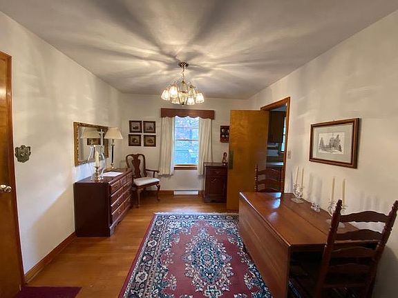 4th image of 459 E Fairlawn Dr