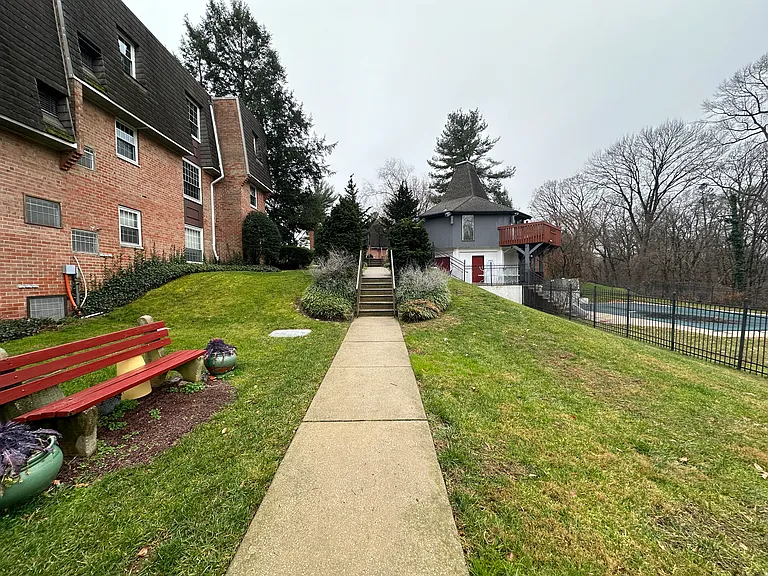 4000 Gypsy Ln #335 — Photo 26