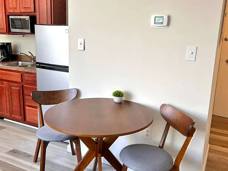 Park East Apartments — Photo 20