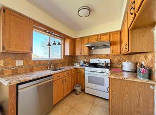 21 Gil Ct, Staten Island, NY